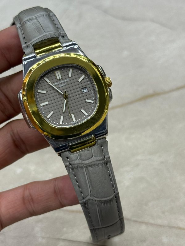 Patek Philippe Nautilus 8044